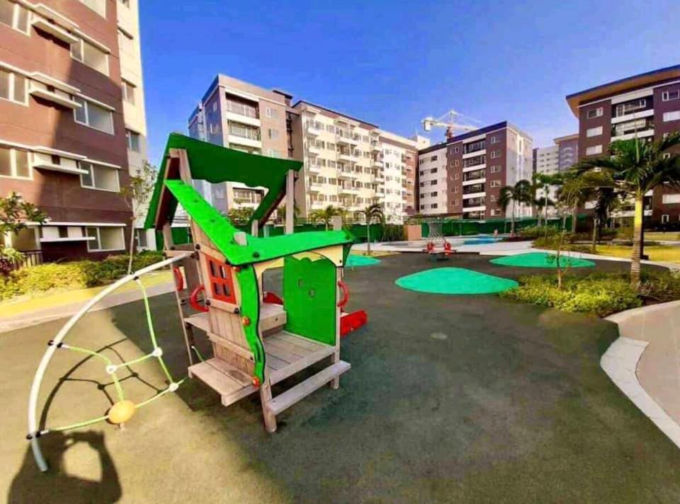 Avida Atria T2-F ,5Mins To Festive Walk And 4 Mins To Iloilo Convention Center Aparthotel Екстериор снимка
