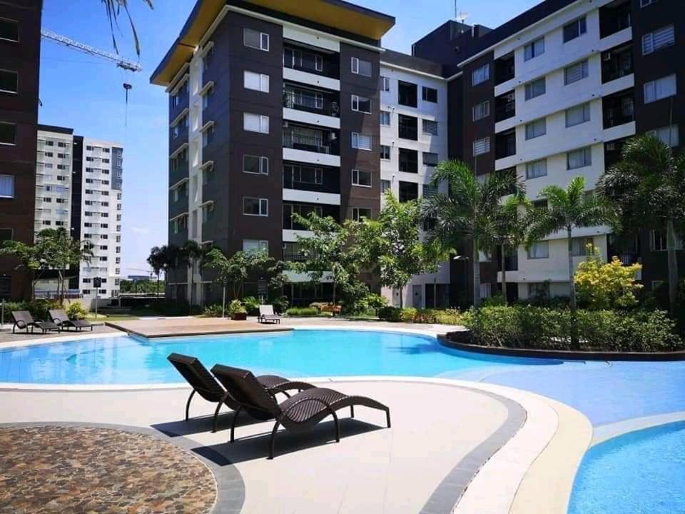 Avida Atria T2-F ,5Mins To Festive Walk And 4 Mins To Iloilo Convention Center Aparthotel Екстериор снимка